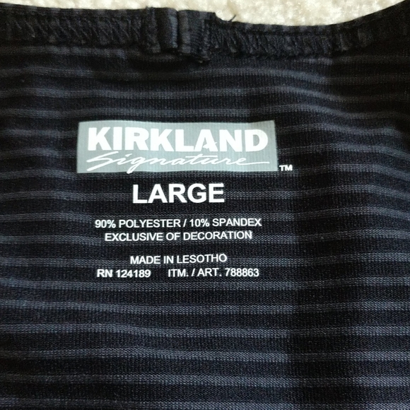 Adidas and kirkland large tops - Picture 6 of 7